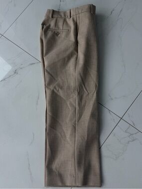 Aritzia Cropped Dress Pants in Taupe